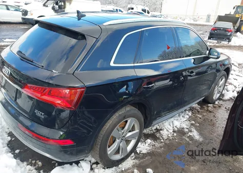 2018 Audi Q5 2.0T Premium/2.0T Tech Premium z USA, uszkodzony, nr VIN WA1BNAFY5J2244014